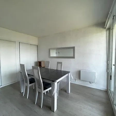 A Entre Lacs, Ocean Et Confort Apartment Biscarrosse